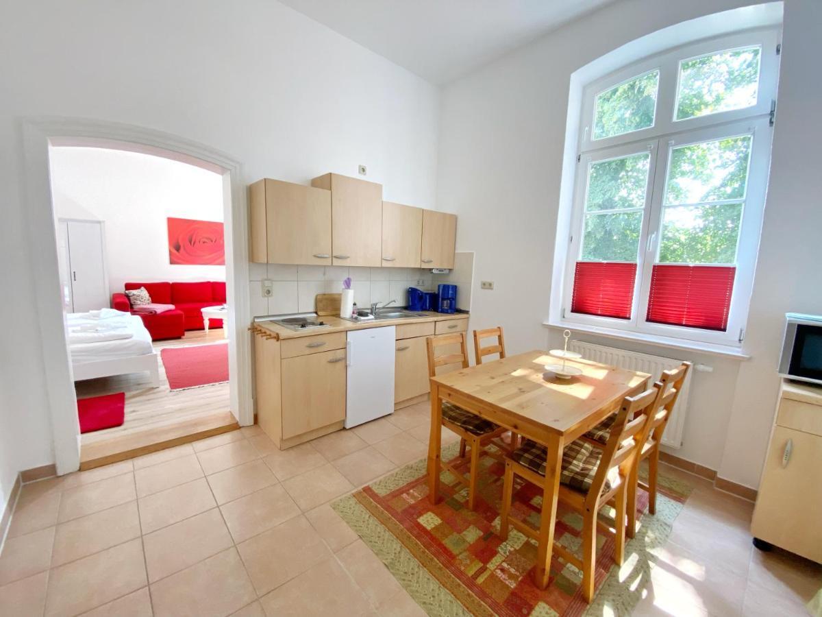 Gutshof Dubnitz - Ferienwohnung 1 "Carlo" Sassnitz Zewnętrze zdjęcie